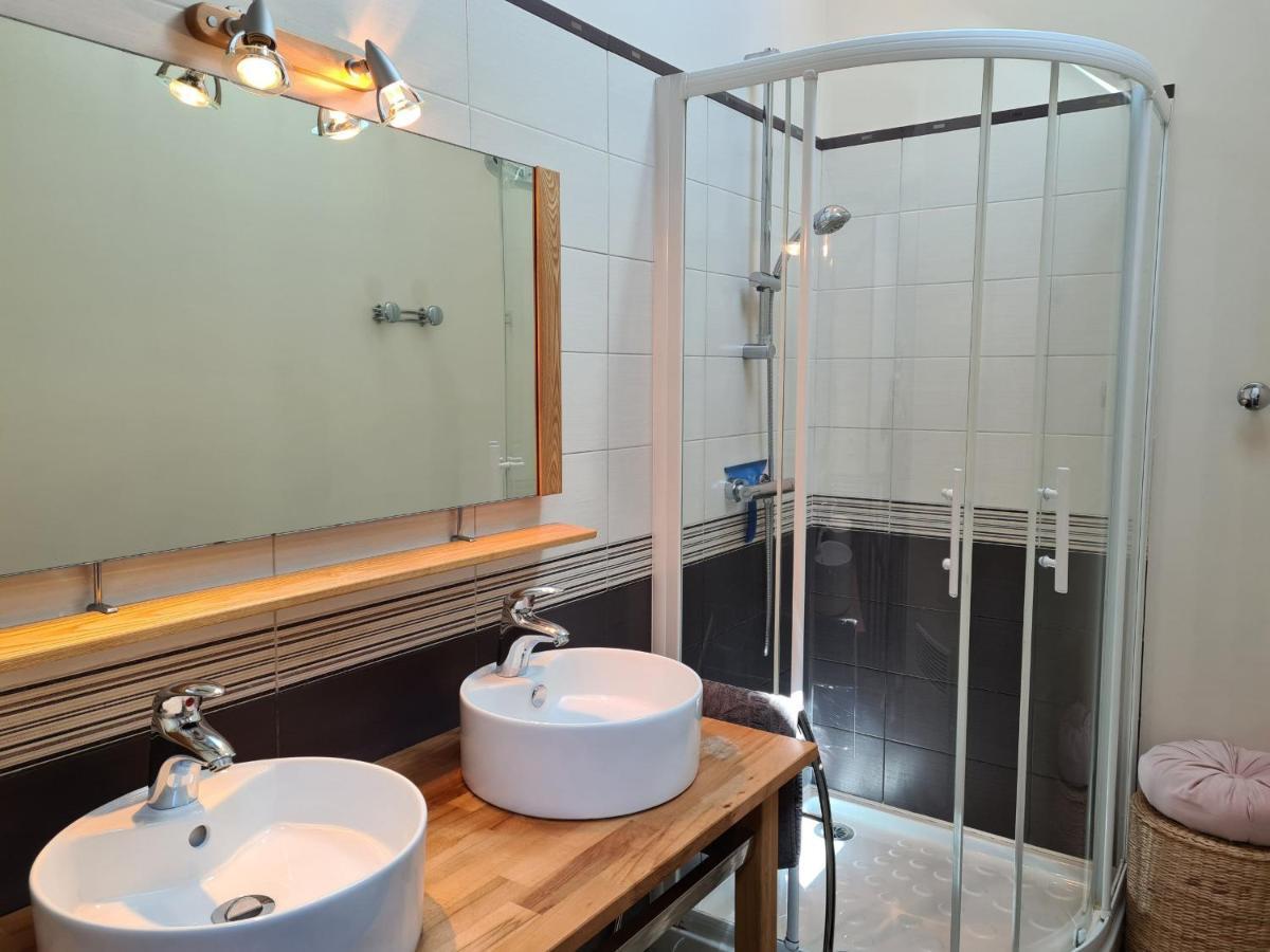 Gite 4 Pers. Avec Terrasse Privative Entre Sologne Et Chateaux De La Loire - Fr-1-590-36 Clery-Saint-Andre Exterior photo
